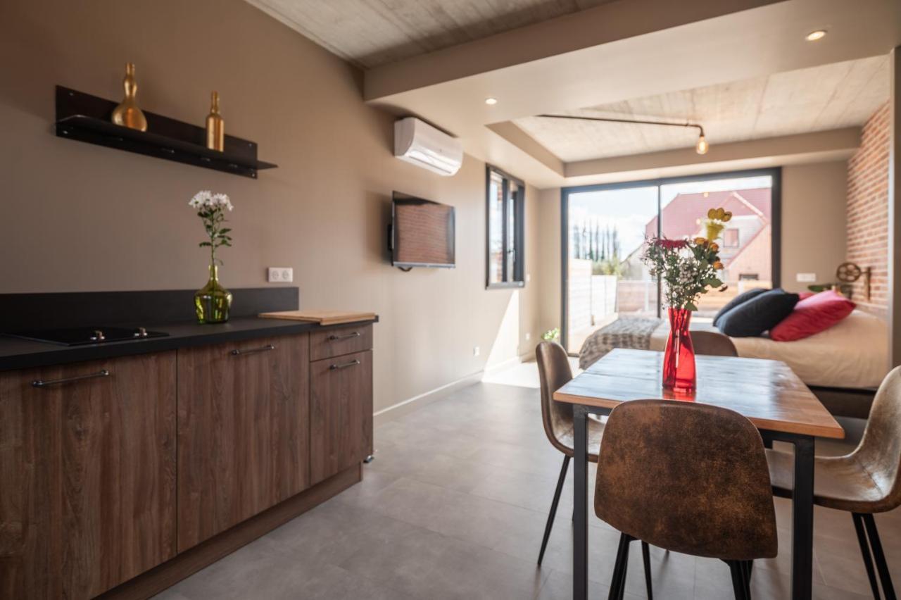 Au Coeur Du Village Saint-Aubin  ภายนอก รูปภาพ